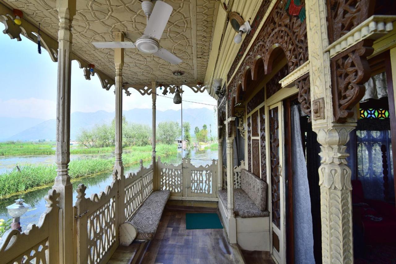 Houseboat Zaindari Palace Срінагар Екстер'єр фото